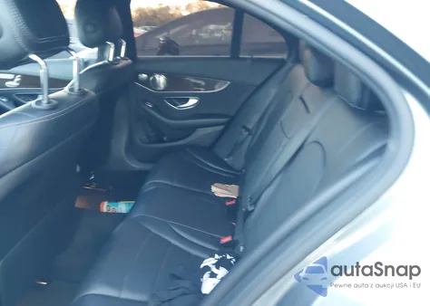 2017 Mercedes C300 из США, поврежденный, VIN 55SWF4AB9HU205391